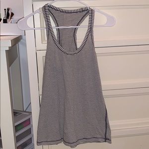 Lulu lemon racer back